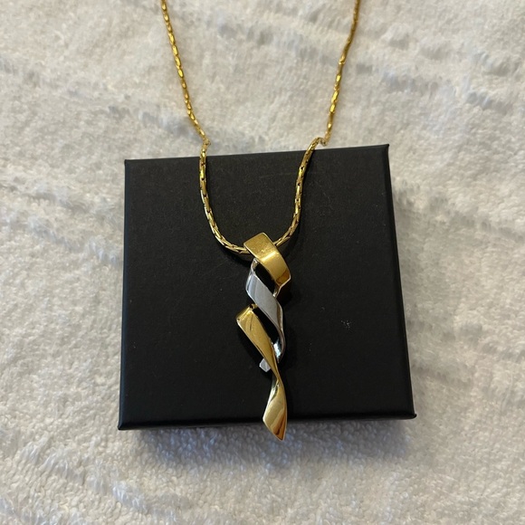 Butler necklace. Spiral design. Unique. Two tone. Stamped - Picture 2 of 6